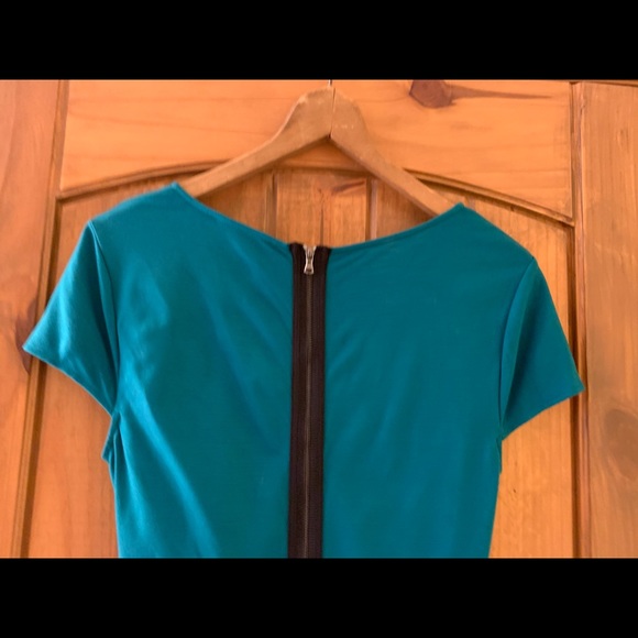 Kenneth Cole turquoise dress, size 8 - Picture 5 of 5